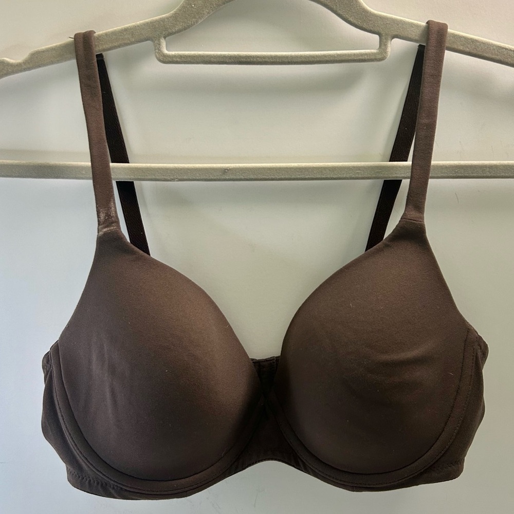 Victoria’s Secret Body by Victoria Dark Brown Bra Size 36C